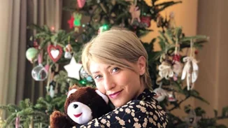 Σία Κοσιώνη | Ένα à la garçonne κούρεμα, πάρα πολλά χτενίσματα: Πάρε ιδέες για γρήγορα hair looks