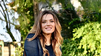 Βάσω Λασκαράκη | Η στιλιστικά τολμηρή βραδινή της εμφάνιση πλάι στον Λευτέρη Σουλτάτο