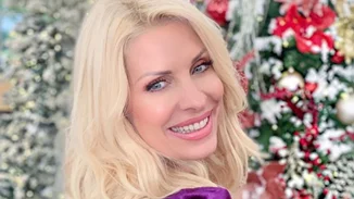 Ελένη Μενεγάκη | Η νέα εντυπωσιακή φωτογραφία με φόντο το εξωτικό τοπίο