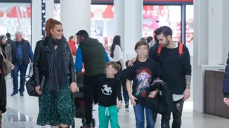 Σίσσυ Χρηστίδου - Θοδωρής Μαραντίνης | Ταξίδι στο εξωτερικό (pics)