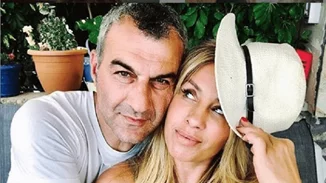 Τραϊανός Δέλλας - Γωγώ Μαστροκώστα | Σπάνιες φωτογραφίες από το σπίτι του ερωτευμένου ζευγαριού