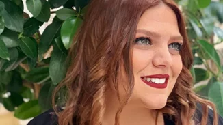 Δανάη Μπάρκα | Μόλις άλλαξε τα μαλλιά της και η αλλαγή είναι ιδιαίτερα εντυπωσιακή