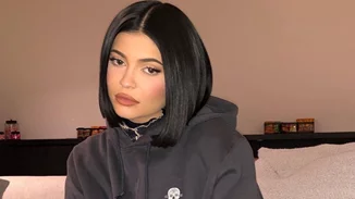 Η Kylie Jenner επιδεικνύει το tennis outfit της