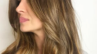 Twilighting | Το χρώμα μαλλιών «έρωτας με την πρώτη ματιά» της φετινής χρονιάς