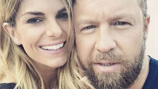 Γιάννης Βαρδής | Δες την 5χρονη κόρη του να κάνει θαλάσσια σπορ