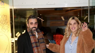 Μάντω Γαστεράτου | Η φωτογραφία με τον σύζυγό της και τον νεογέννητο γιο τους