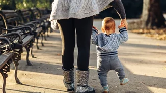 Περπατούρα ναι ή όχι; | Τι λέει η παιδίατρος