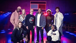 Ο Tommy Hilfiger ταξίδεψε αυτή τη σεζόν στο Λονδίνο και παρουσίασε ένα φαντασμαγορικό show