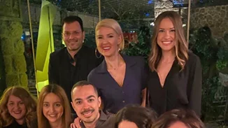 Κοπή πίτας Alpha | Έλαμψε δια της απουσίας της η Ελένη Μενεγάκη (pics)