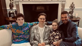 Οικογένεια Beckham | Στο front row της επίδειξης της Victoria Beckham στην Εβδομάδα Μόδας του Λονδίνου