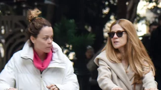 Λένα Παπαληγούρα | Η βόλτα με την Ιωάννα Παππά και τα παιδιά τους και τα cozy outfits