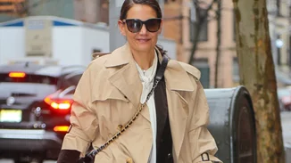 Η Katie Holmes φόρεσε στο front row το ιδανικό look για όλες τις ώρες