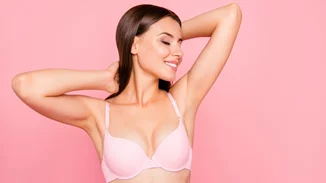 Φυσική ανόρθωση στήθους με έλαιο κολοκυθόσπορου | Μύθος ή αλήθεια;