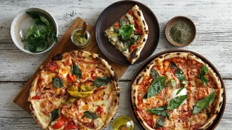 Εύκολη σπιτική πίτσα | 6 δοκιμασμένες συνταγές από αγαπημένους σεφ