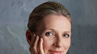 5 +1 συμβουλές ομορφιάς που όλες οι γυναίκες άνω των 50 πρέπει να γνωρίζουν