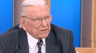 Κώστας Βουτσάς | Εσπευσμένα στο νοσοκομείο με λοίμωξη του αναπνευστικού