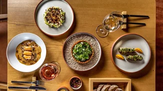 Μια ολοκαίνουργια bistronomy εμπειρία με γεύση ελληνική στην καρδιά της Αθήνας