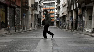 Daily Telegraph | Παράδειγμα προς μίμηση η συμπεριφορά των Ελλήνων