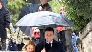 Τζένη Μπαλατσινού - Βασίλης Κικίλιας | Το ταξίδι στις Βρυξέλλες και η ενημέρωση για τον κορονοϊό (pics)