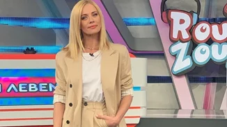 Ζέτα Μακρυπούλια | Yιοθέτησε την τάση της άνοιξης πού θα αντικαταστήσει το κλασσικό κοστούμι