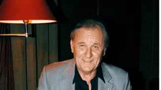 Έφυγε από τη ζωή ο δημιουργός του Asterix, Albert Uderzo