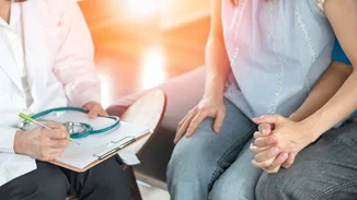 COVID-19 και εξωσωματική γονιμοποίηση | Η πανδημία των σιωπηρών αποκλεισμών