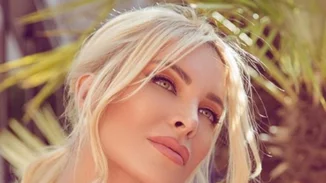 Η Κατερίνα Καινούργιου θα κάνει ποδαρικό στον Νίκο Μουτσινά