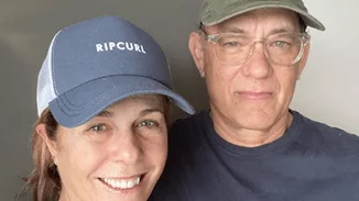 Tom Hanks - Rita Wilson | Γιατί δεν έχουν κάνει ακόμα εμβόλιο κατά του covid;