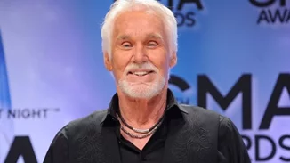 Έφυγε σε ηλικία 81 ετών ο διάσημος τραγουδιστής της κάντρι Kenny Rogers