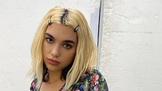 Dua Lipa | Δεν ήξερε πώς να περάσει το χρόνο της και έτσι κουρεύτηκε