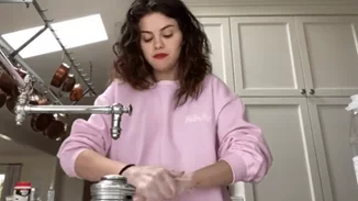 #Safe hands challenge | Tα βίντεο των celebrities και το μήνυμα που θέλουν να στείλουν