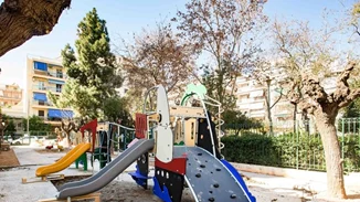 Ανακαινίζονται πλήρως 19 παιδικές χαρές από τον δήμο Αθηναίων