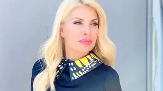 Ελένη Μενεγάκη | Με look που την έκανε να φαίνεται ακόμα πιο ψηλή & αδύνατη