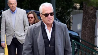 Γιάννης Πρετεντέρης | Ο εκνευρισμός του με τα δημοσιεύματα ότι νοσηλεύεται στην εντατική