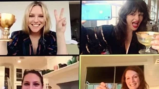 Γυναικεία υπόθεση | Η Helena Christensen μόλις ανακάλυψε «το καλύτερο bar της πόλης»