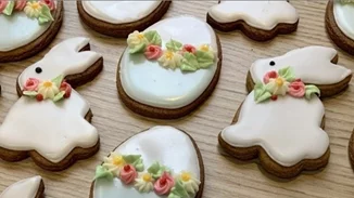 Βασίλισσα Ελισάβετ | Ο προσωπικός της σεφ μάς δίνει τη συνταγή για πασχαλινά μπισκότα