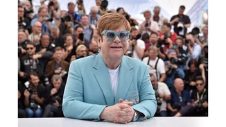 Living Room Concert for America | H συναυλία του Elton John συγκέντρωσε 1.000.000 δολ. για τον αγώνα κατά του κορονοϊού