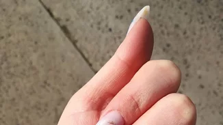 Milkbath nails | Το μανικιούρ που μοιάζει με απολαυστικό και χαλαρωτικό μπάνιο με γάλα