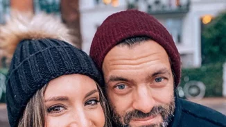 Αθηνά Οικονομάκου | Ευχήθηκε στον σύζυγό της με μια αδημοσίευτη throwback φωτογραφία