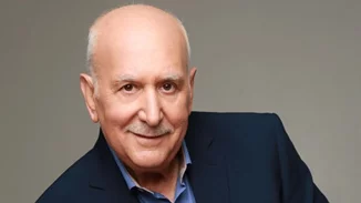 Γιώργος Παπαδάκης | Μιλάει για όλα - Η πορεία στον ΑΝΤ1, η πικρία, τα νούμερα & η «Σχολή Παπαδάκη»