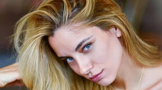 Με ιδιαίτερη τούρτα γιόρτασε τα γενέθλιά της η Δούκισσα Νομικού | Αυτή είναι η ηλικία της