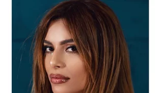 Ελευθερία Ελευθερίου | Έβαψε μόνη της τα μαλλιά της στην πιο fancy απόχρωση