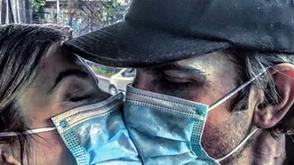 Η Αλεξάνδρα Ταβουλάρη και ο Στράτος Διακάκης παντρεύονται λίγο πριν γίνουν γονείς (pics)