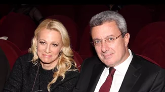 Νίκος Χατζηνικολάου | Οι σπάνιες ρομαντικές φωτογραφίες με την Κρίστη Τσολακάκη