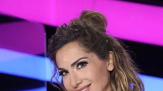 Η Δέσποινα Βανδή φόρεσε Δέσποινα Βανδή (παντελόνι) | Το look της στη «δεύτερη πρεμιέρα» του J2US