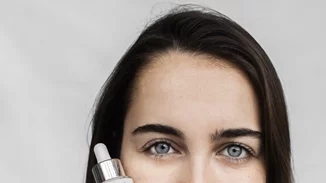 Πανάδες και καφέ κηλίδες γίνονται παρελθόν. Χάρη στη Caudalie!