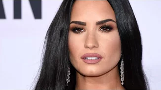 Demi Lovato | Mόλις επιβεβαίωσε τη νέα της σχέση