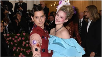 Ο Cole Sprouse και η Lili Reinhart χώρισαν μετά από τρία χρόνια σχέσης