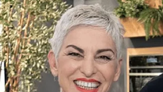 Ελένη Ψυχούλη | Το ρετρό σπίτι της στο Παγκράτι στο οποίο μετακόμισε πριν από δύο χρόνια (pics)