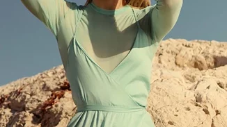 Πρώην παίκτρια του GNTM άλλαξε τα μαλλιά της και έγινε 10 φορές καλύτερη απ' ότι την είχαν κάνει στο διαγωνισμό